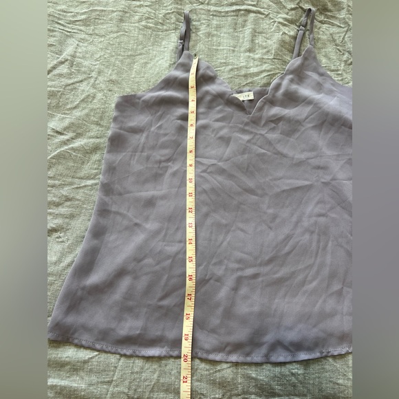3/$10 🏷️ Scallop edge cami Purple - Picture 3 of 5